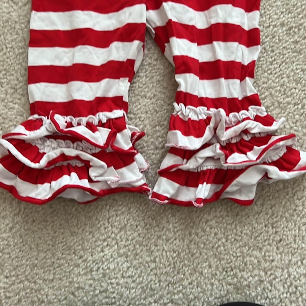 Adorable Essentials set 4T - Picture 4 of 6